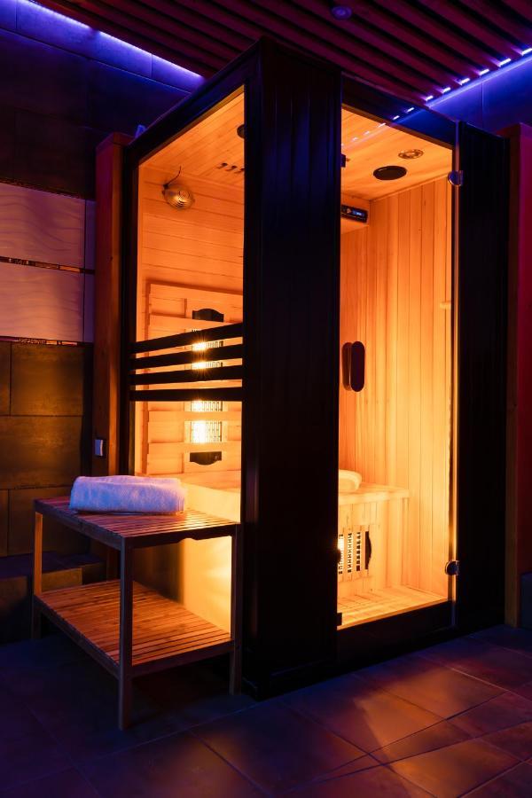 4K Jacuzzi Apartament بييلسكو بياوا المظهر الخارجي الصورة