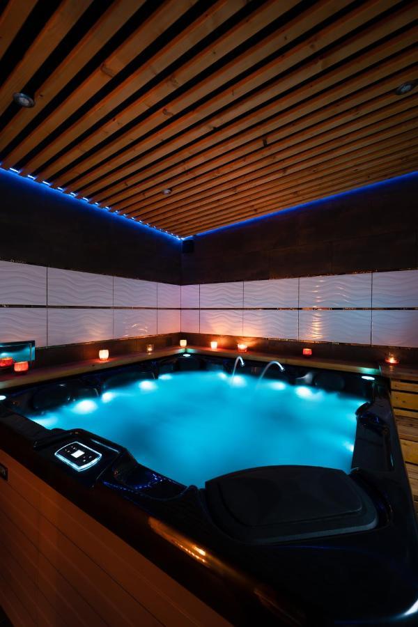 4K Jacuzzi Apartament بييلسكو بياوا المظهر الخارجي الصورة