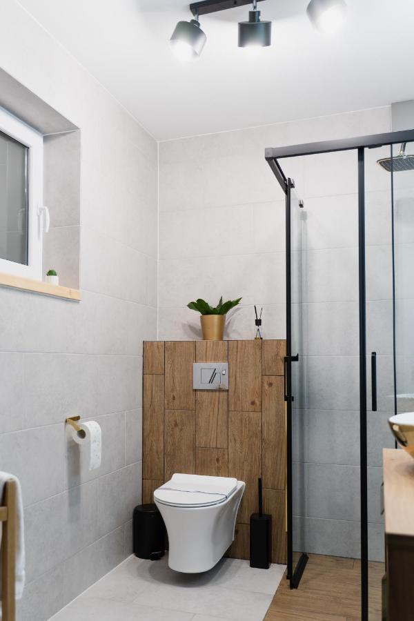 4K Jacuzzi Apartament بييلسكو بياوا المظهر الخارجي الصورة