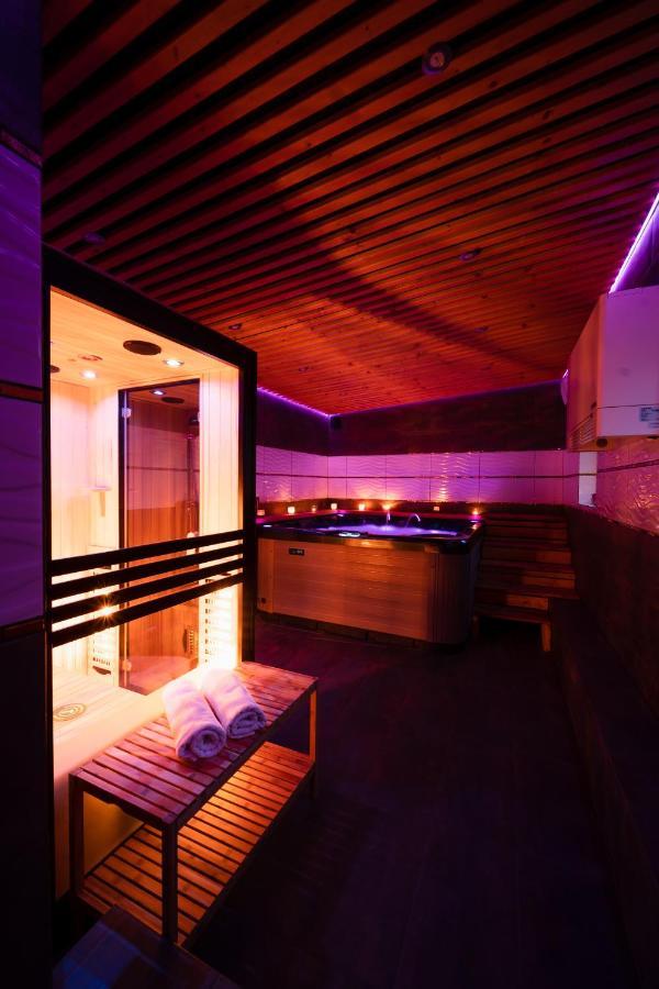 4K Jacuzzi Apartament بييلسكو بياوا المظهر الخارجي الصورة