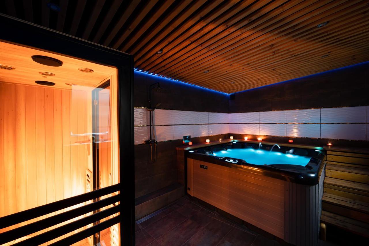 4K Jacuzzi Apartament بييلسكو بياوا المظهر الخارجي الصورة